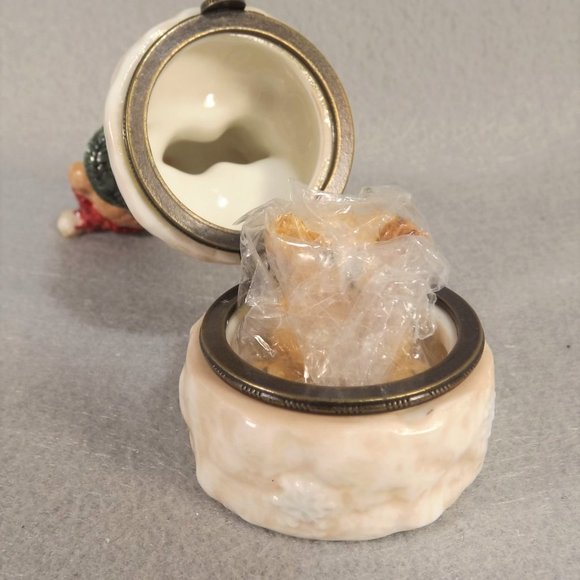 Boyds Collection Knut Downhill Racer Trinket Box - Picture 6 of 10